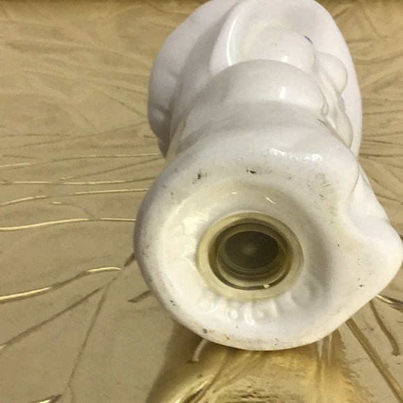 PILLSBURY DOUGHBOY SALT AND PEPPER SHAKERS. PLUS A PILLSBURY MAGNET - Picture 7 of 9